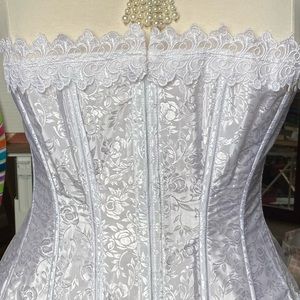 Vintage Fredrick’s Bridal Corset Sz. 34